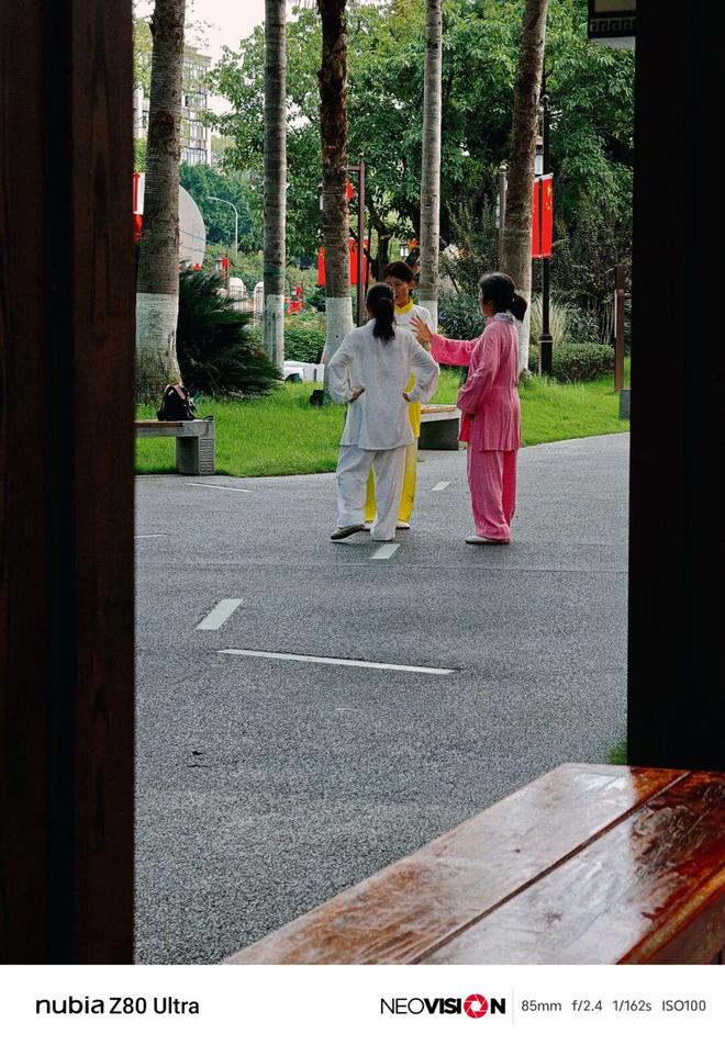 ”！努比亚 Z80 Ultra深度体验不朽情缘首页一台不妥协的“街拍游戏机(图19)